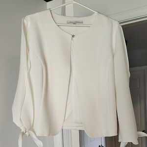 Julia Jordan Cream Blazer